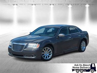 Used 2013 Chrysler 300 C image 1