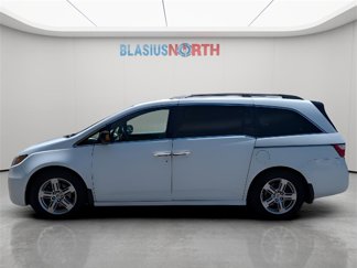 Used 2011 Honda Odyssey Touring image 1