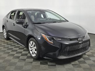 Used 2022 Toyota Corolla LE image 1