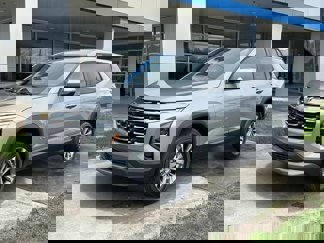 New 2025 Chevrolet Equinox LT image 1