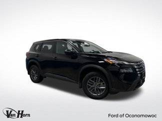 Used 2024 Nissan Rogue S image 1