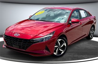 Used 2023 Hyundai Elantra SEL w/ Convenience Package image 1