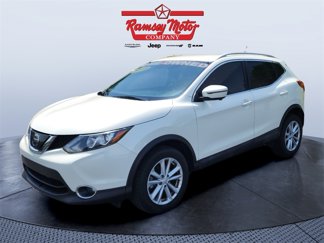 Used 2018 Nissan Rogue Sport SV w/ SV Technology Package image 1