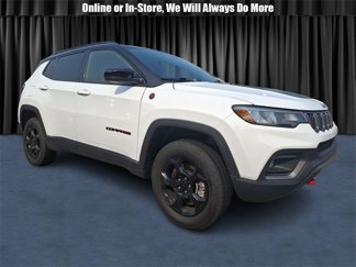 Used 2024 Jeep Compass Trailhawk image 1