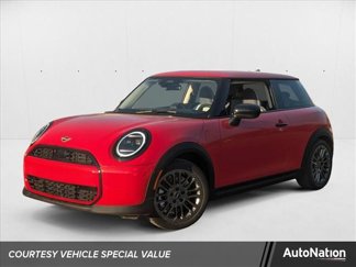 Used 2025 MINI Cooper 2-Door Hardtop image 1