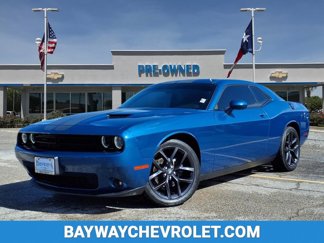Used 2020 Dodge Challenger SXT w/ Blacktop Package image 1