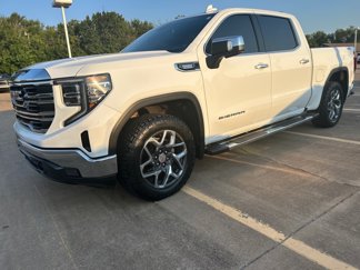 Used 2023 GMC Sierra 1500 SLT w/ SLT Premium Package image 1