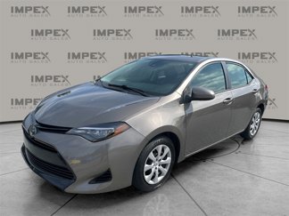 Used 2018 Toyota Corolla LE image 1
