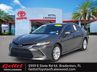 Certified 2021 Toyota Camry LE image 1