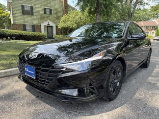 Certified 2023 Hyundai Elantra SEL image 1