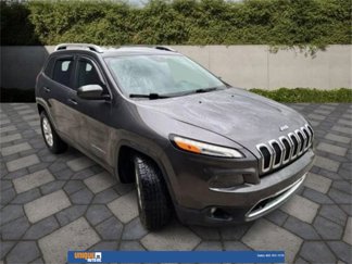 Used 2016 Jeep Cherokee Latitude w/ Comfort/Convenience Group image 1