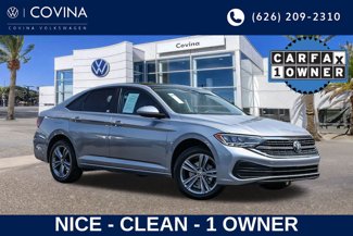 Used 2022 Volkswagen Jetta SE w/ Panoramic Sunroof Package image 1