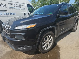 Used 2014 Jeep Cherokee Latitude w/ Comfort/Convenience Group image 1