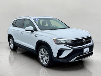 Used 2023 Volkswagen Taos SE image 1