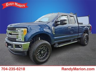 Used 2017 Ford F350 Lariat image 1
