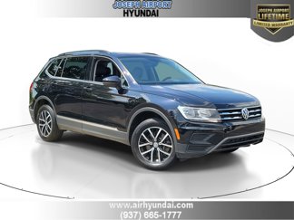 Used 2021 Volkswagen Tiguan SE image 1