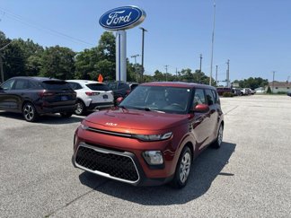 Used 2022 Kia Soul LX image 1