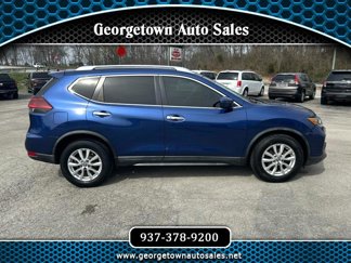 Used 2018 Nissan Rogue SV image 1