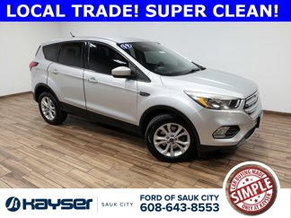 Used 2019 Ford Escape SE image 1