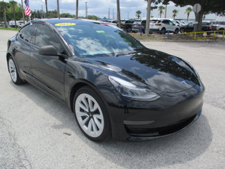 Used 2023 Tesla Model 3 Standard Range image 1