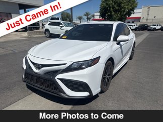 Used 2021 Toyota Camry SE image 1