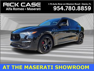Used 2022 Maserati Levante GT image 1