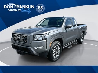 Used 2023 Nissan Frontier SV image 1