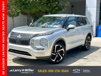Used 2022 Mitsubishi Outlander SE image 1