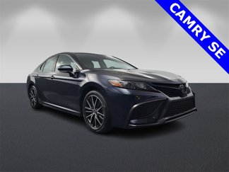 Used 2021 Toyota Camry SE w/ Convenience Package image 1