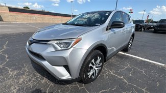 Used 2017 Toyota RAV4 LE image 1