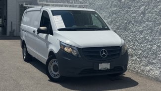 Used 2017 Mercedes-Benz Metris image 1