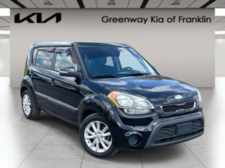 Used 2013 Kia Soul + image 1