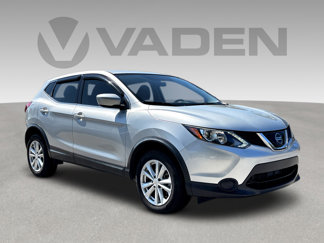 Used 2018 Nissan Rogue Sport S image 1