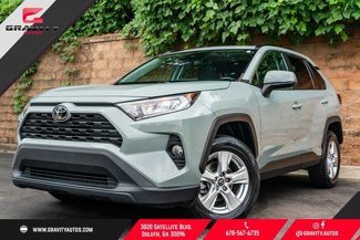 Used 2019 Toyota RAV4 XLE image 1
