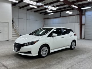 Used 2023 Nissan Leaf S image 1