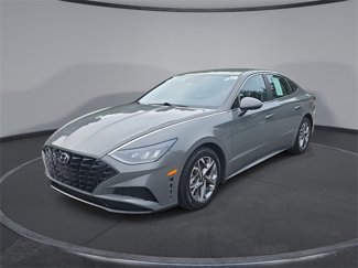 Certified 2022 Hyundai Sonata SEL image 1