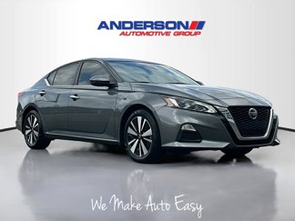 Used 2021 Nissan Altima 2.5 SV w/ SV Premium Package image 1