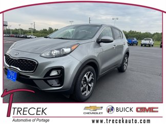 Used 2022 Kia Sportage LX image 1