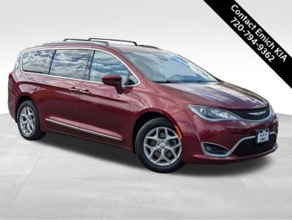 Used 2017 Chrysler Pacifica Touring-L Plus w/ Advanced Safetytec Group image 1