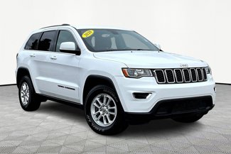 Used 2020 Jeep Grand Cherokee Laredo image 1