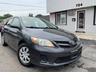 Used 2011 Toyota Corolla LE image 1