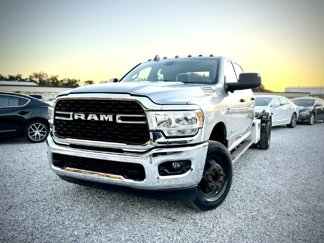 Used 2022 RAM 3500 Tradesman w/ Chrome Appearance Group image 1