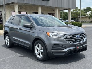 Used 2022 Ford Edge SE image 1
