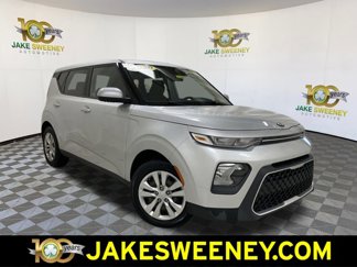 Used 2020 Kia Soul LX image 1