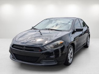 Used 2015 Dodge Dart SXT image 1