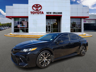 Used 2019 Toyota Camry SE image 1