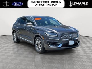Used 2020 Lincoln Nautilus Reserve image 1