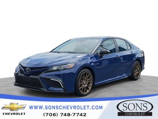 Used 2023 Toyota Camry SE image 1