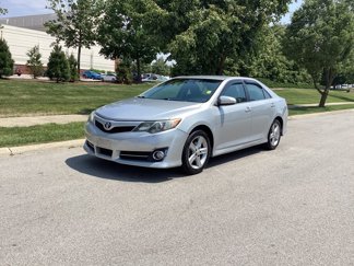 Used 2013 Toyota Camry SE image 1
