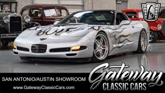 Used 2001 Chevrolet Corvette Coupe w/ Preferred Equipment Group2 image 1